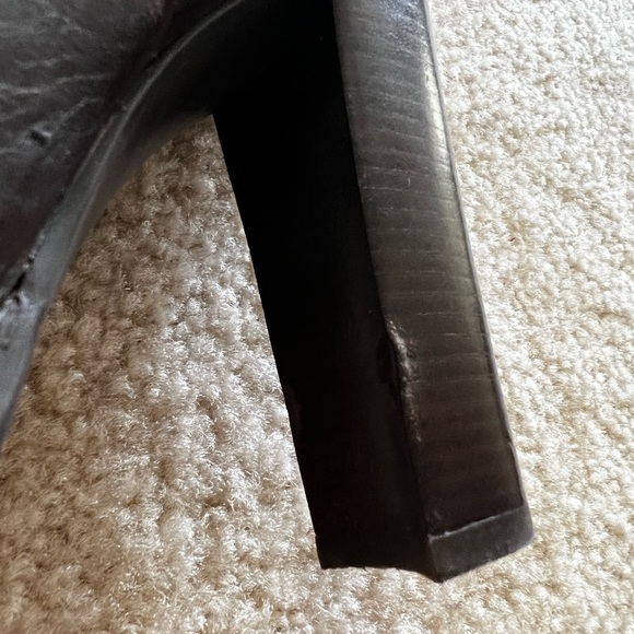 Michael Kors size 6 brown boots - Picture 8 of 8